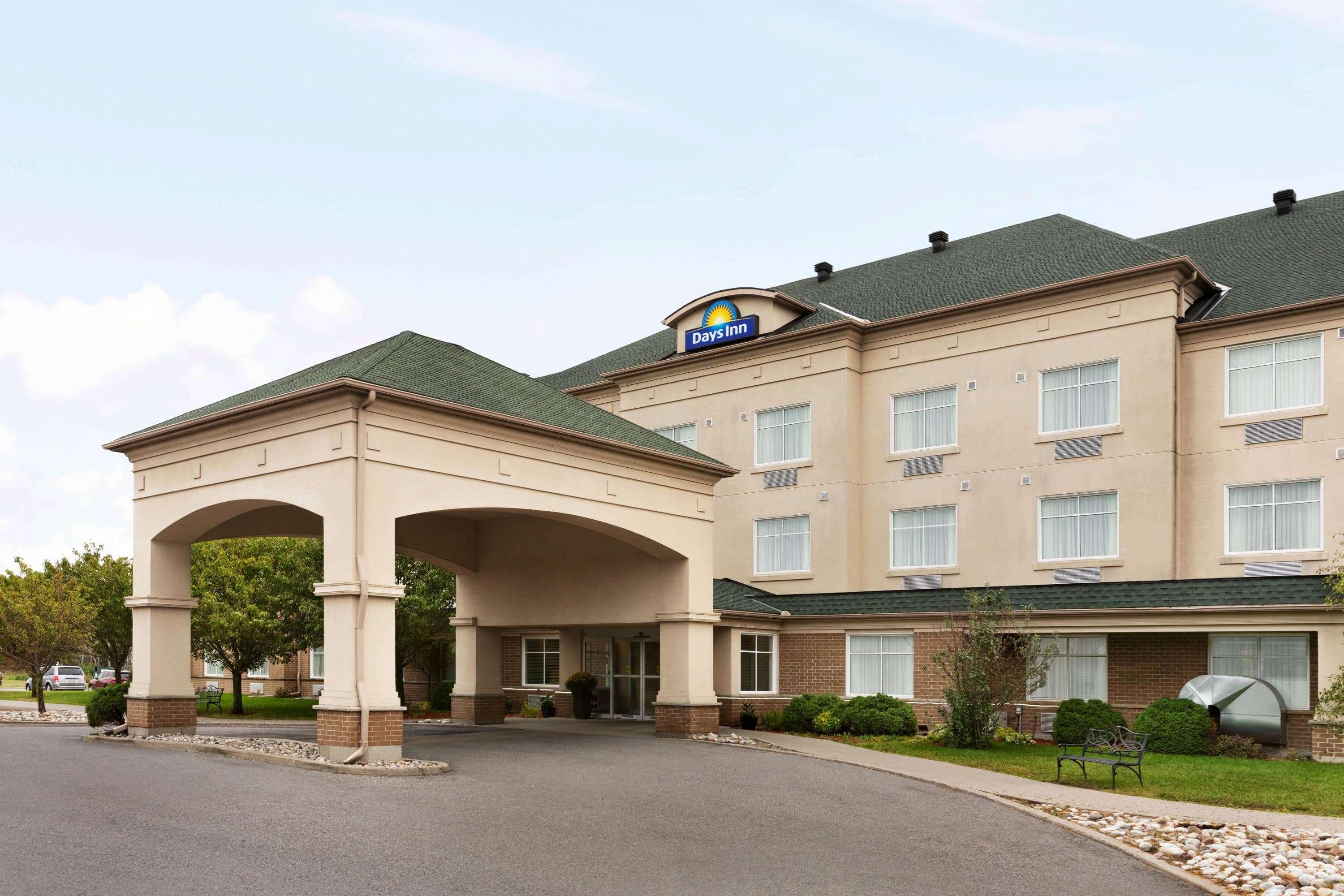 Days Inn By Wyndham Ottawa Airport Dış mekan fotoğraf