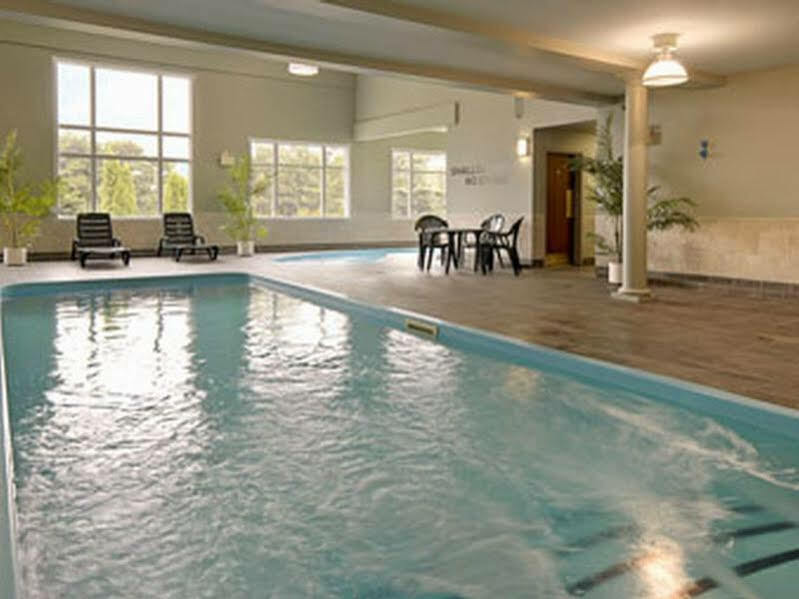 Days Inn By Wyndham Ottawa Airport Dış mekan fotoğraf